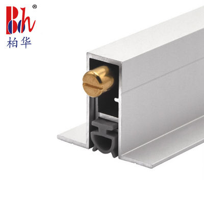 De akoestische Daling van de Verbindingenautomaticlly van de Deurbodem verborg neer Stofdichte Weatherstripping 14*30-38mm