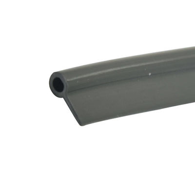 Aanpassing 3.5mm Dia-de Rubberstrook van pvc om Buisvorm met Vinnen
