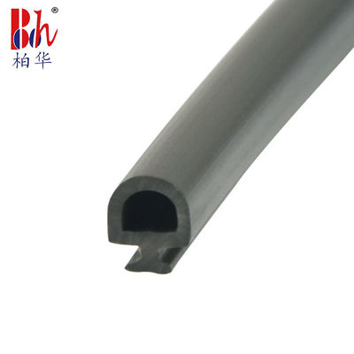 Het Type van de Verbindings Zwarte Groef van Pvc van de lawaaivermindering Rubberstroken voor Aluminiumprofiel